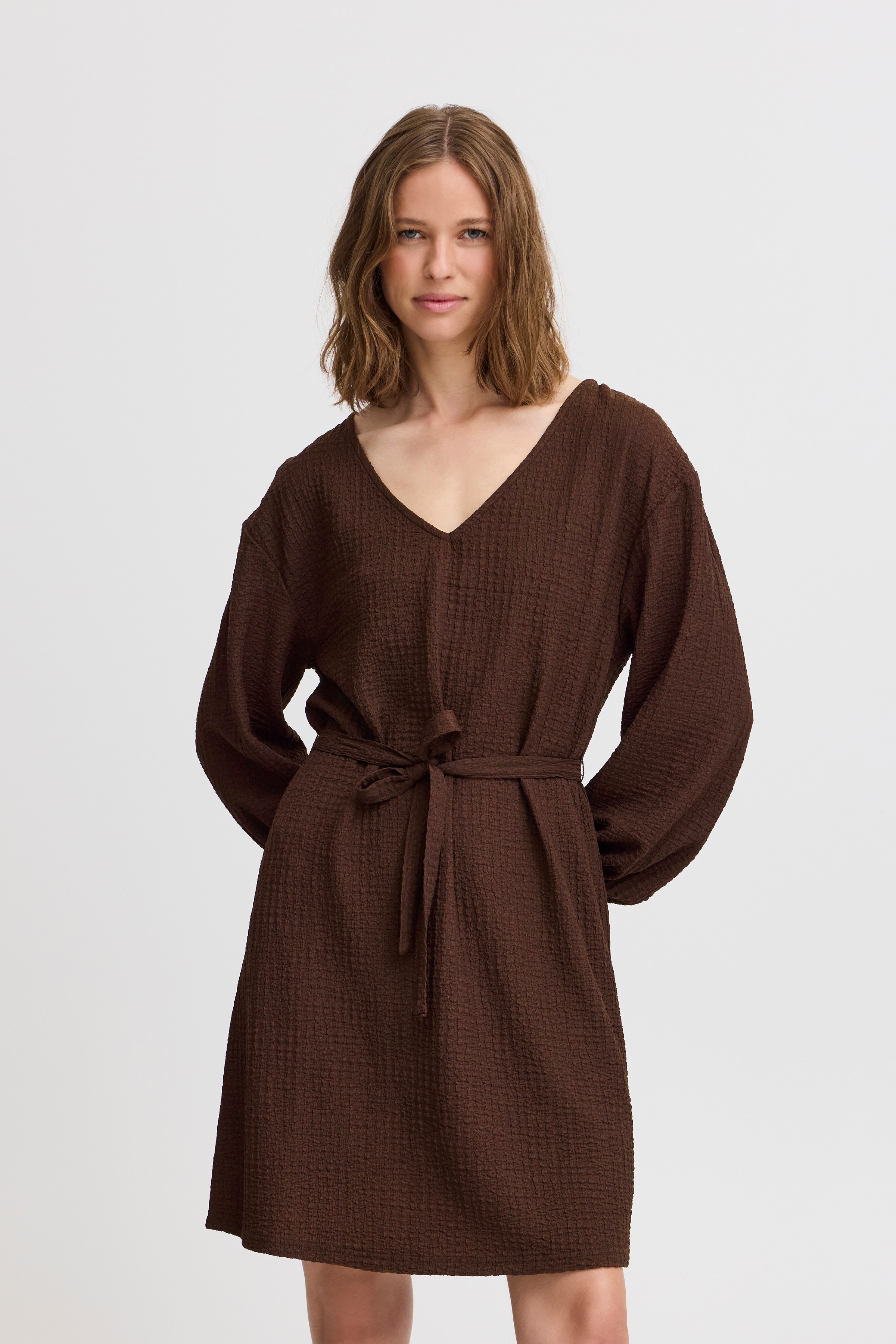 BYPERILLA Kjole LOOKBOOK FRONT 20815481-191016