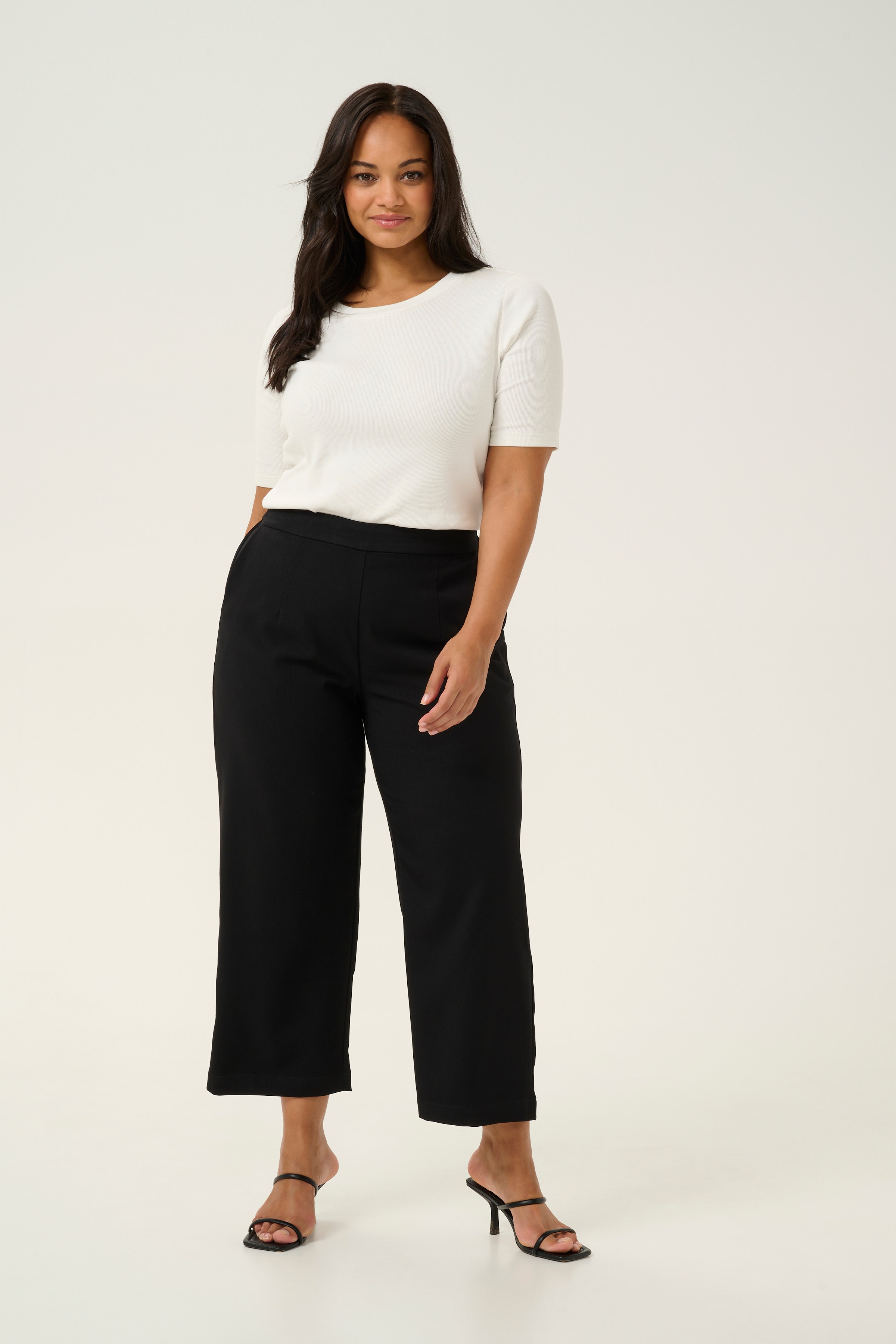 KCmerla Culotte Broek LOOKBOOK FRONT 10582939-100121