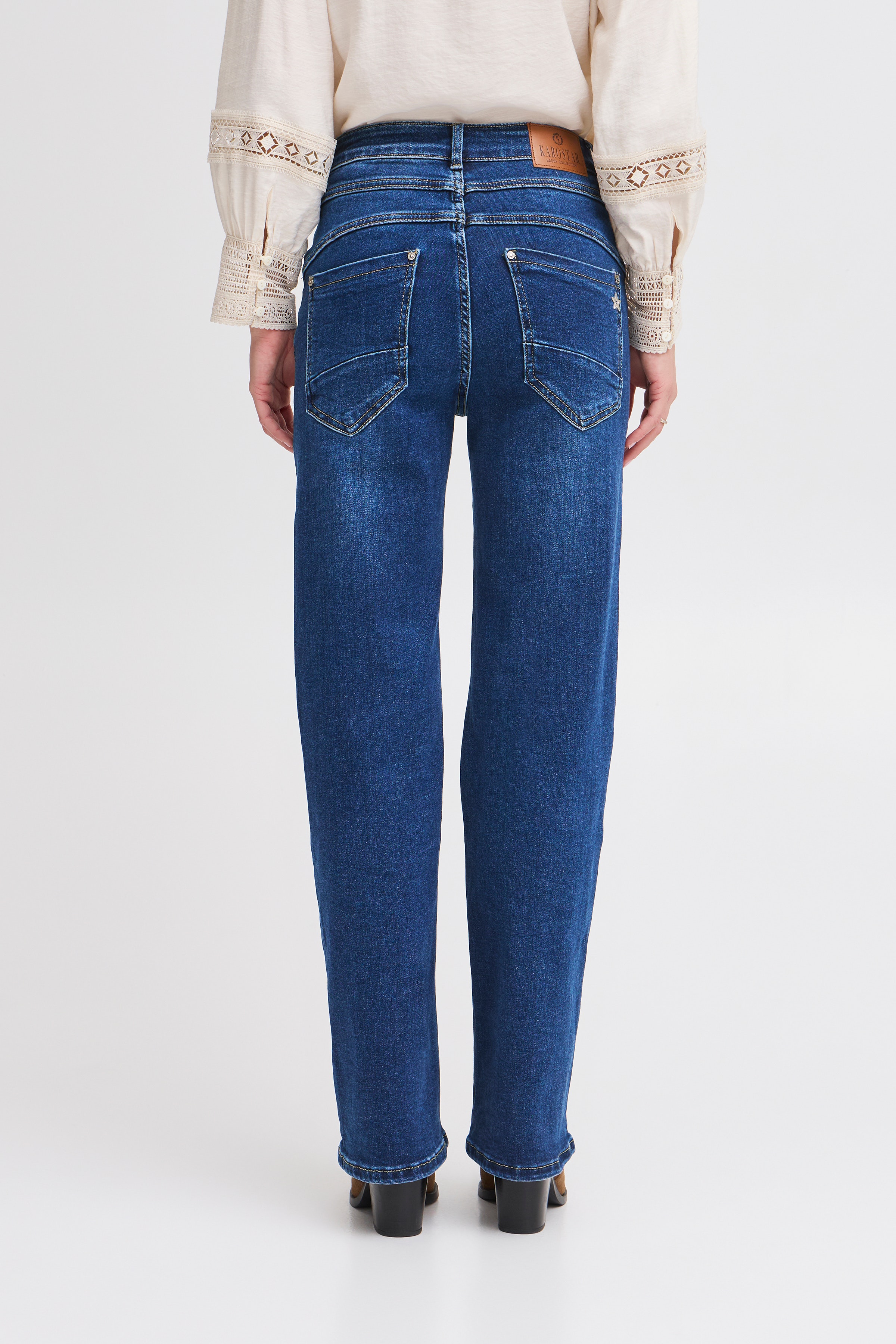 SBKINDRA Jeans LOOKBOOK FRONT 22100862-203677