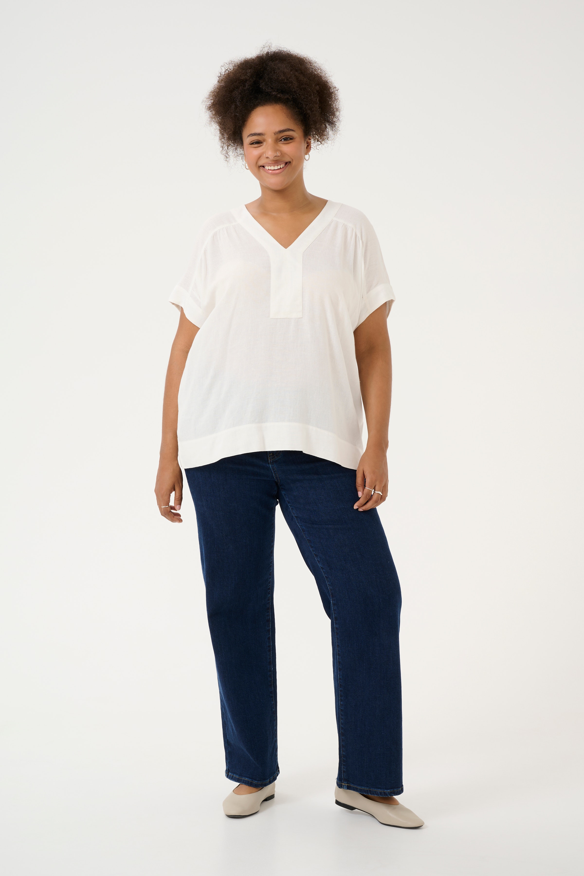 KCmille Linen Top LOOKBOOK FRONT 10583097-110602