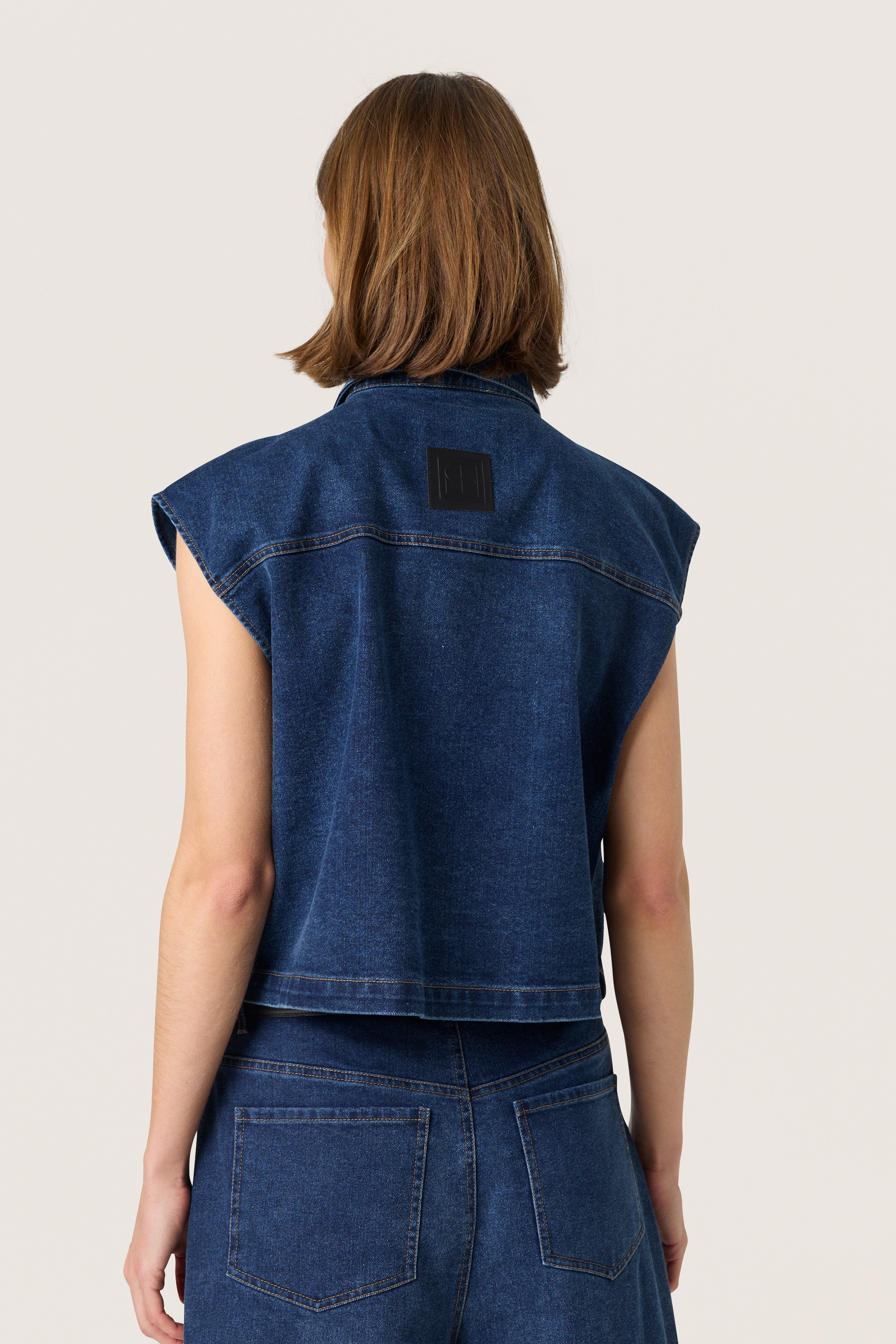 SLCalianna Weste LOOKBOOK BACK 30408476-301728