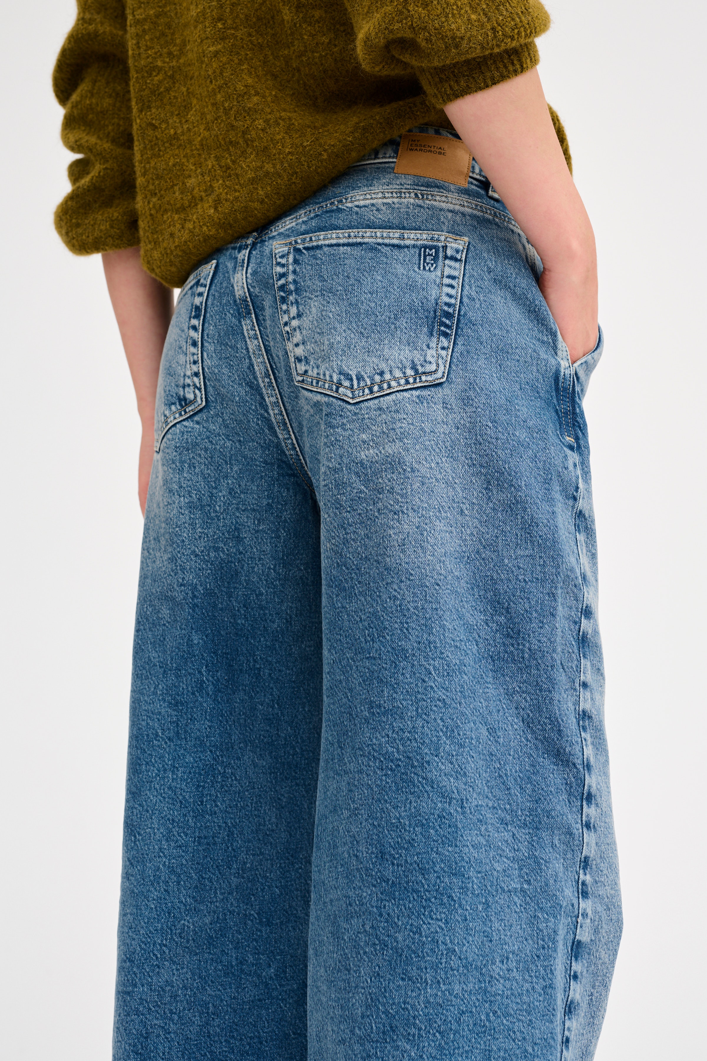 TusaMW Jeans LOOKBOOK DETAIL 10704440-100053