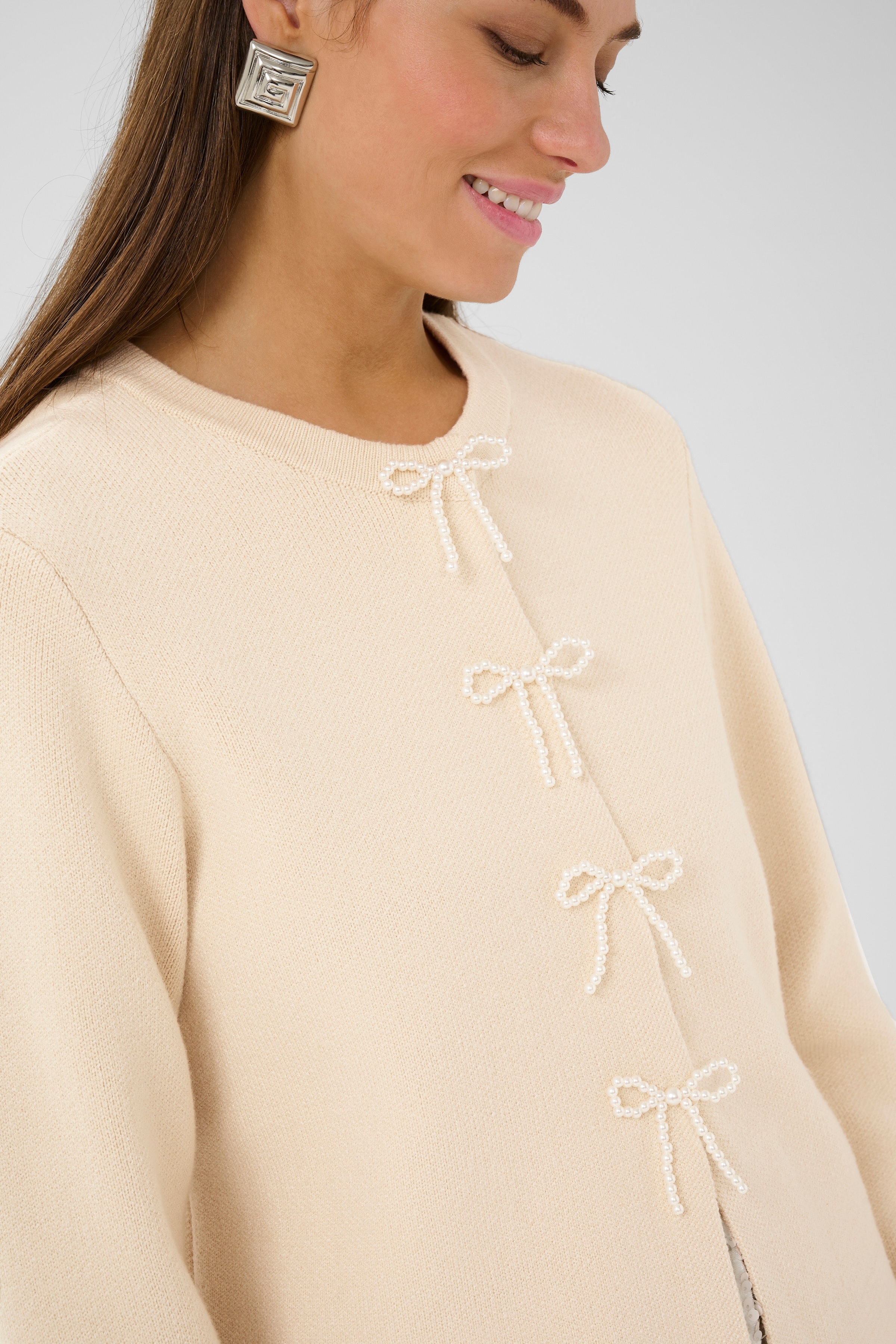 CUholiday Cardigan with bows LOOKBOOK DETAIL 50112543-130607