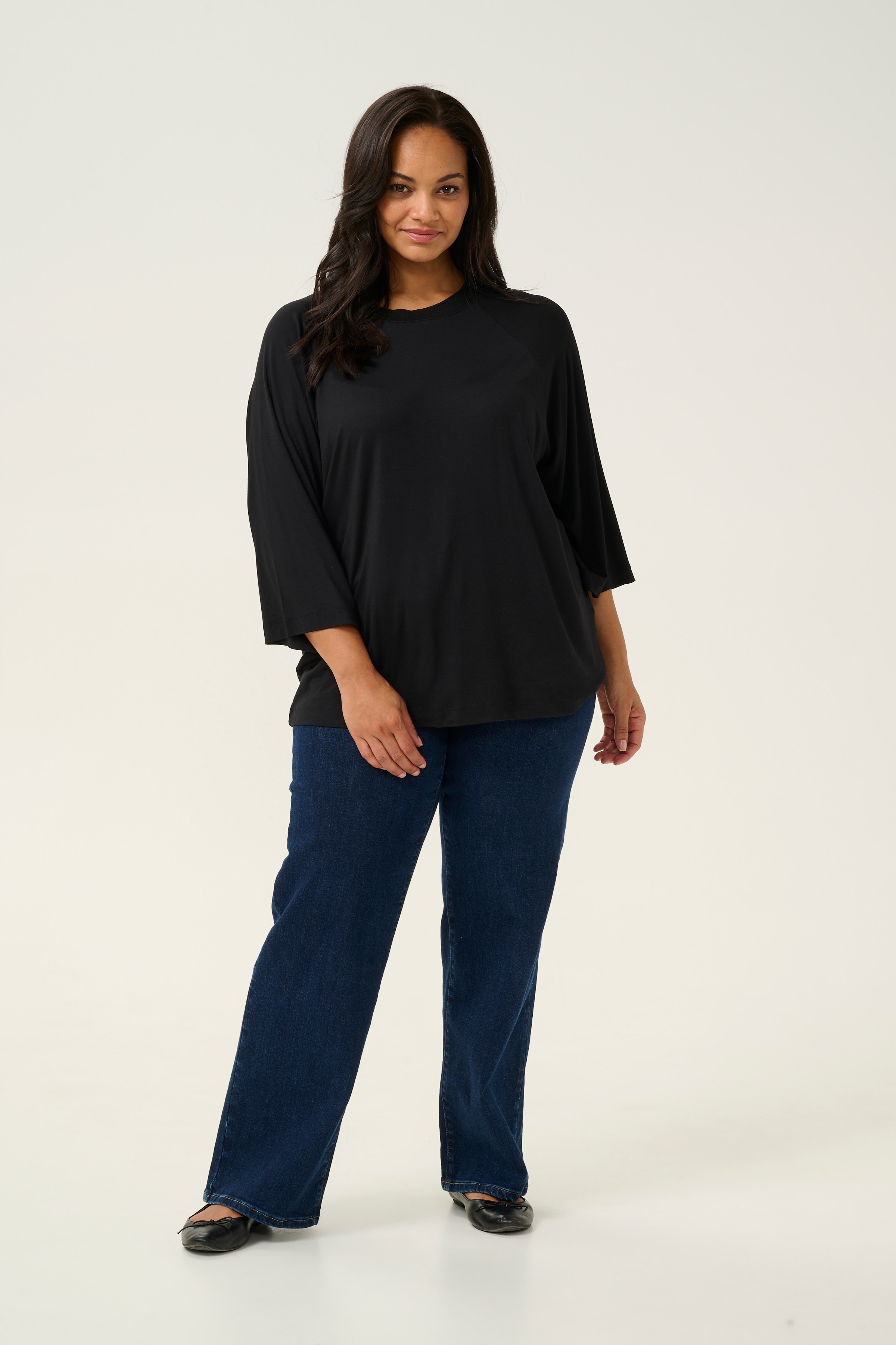 KCanita T-shirt LOOKBOOK FRONT 10582935-100121