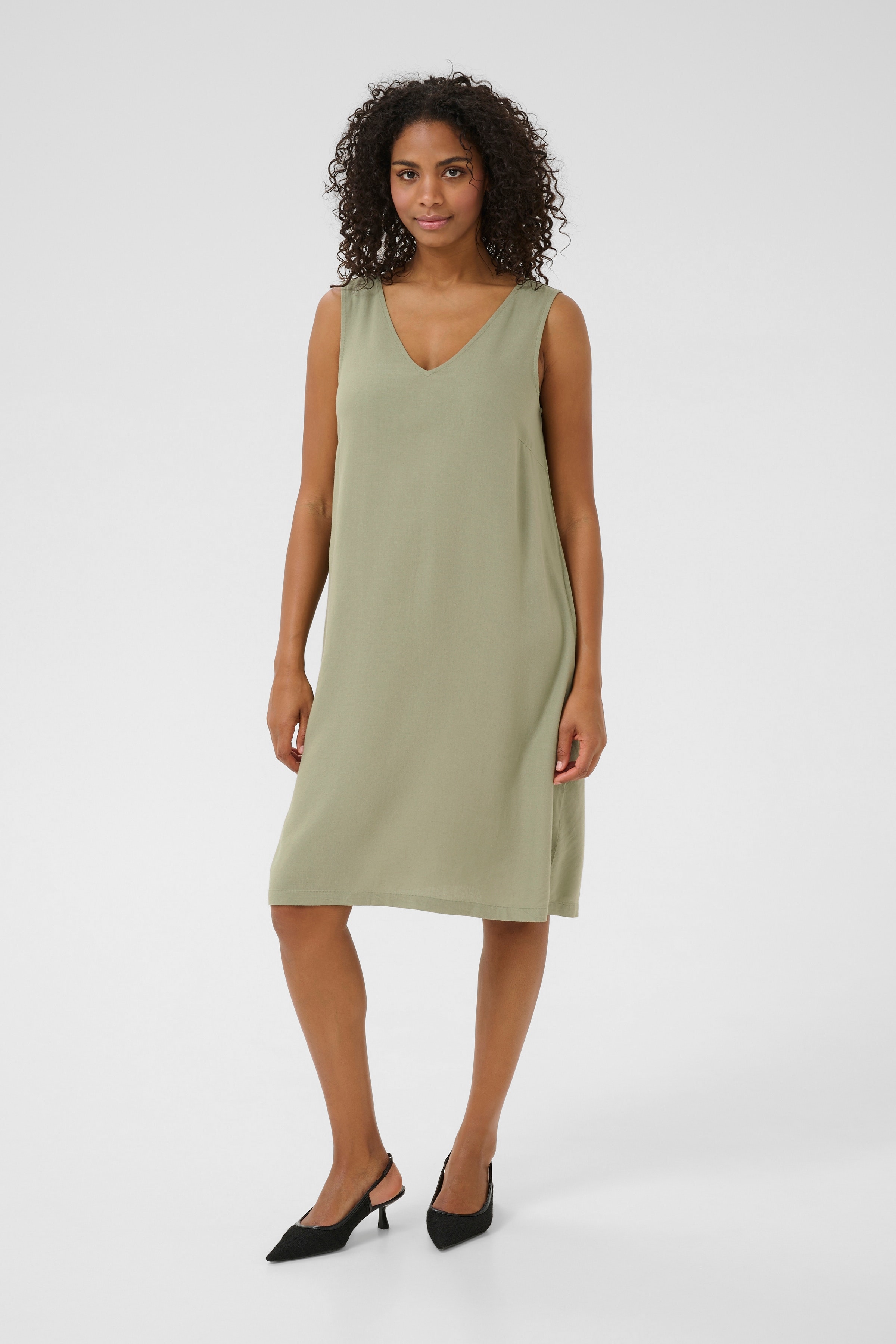 KAmilia Linen Dress LOOKBOOK FRONT 10509690-170115