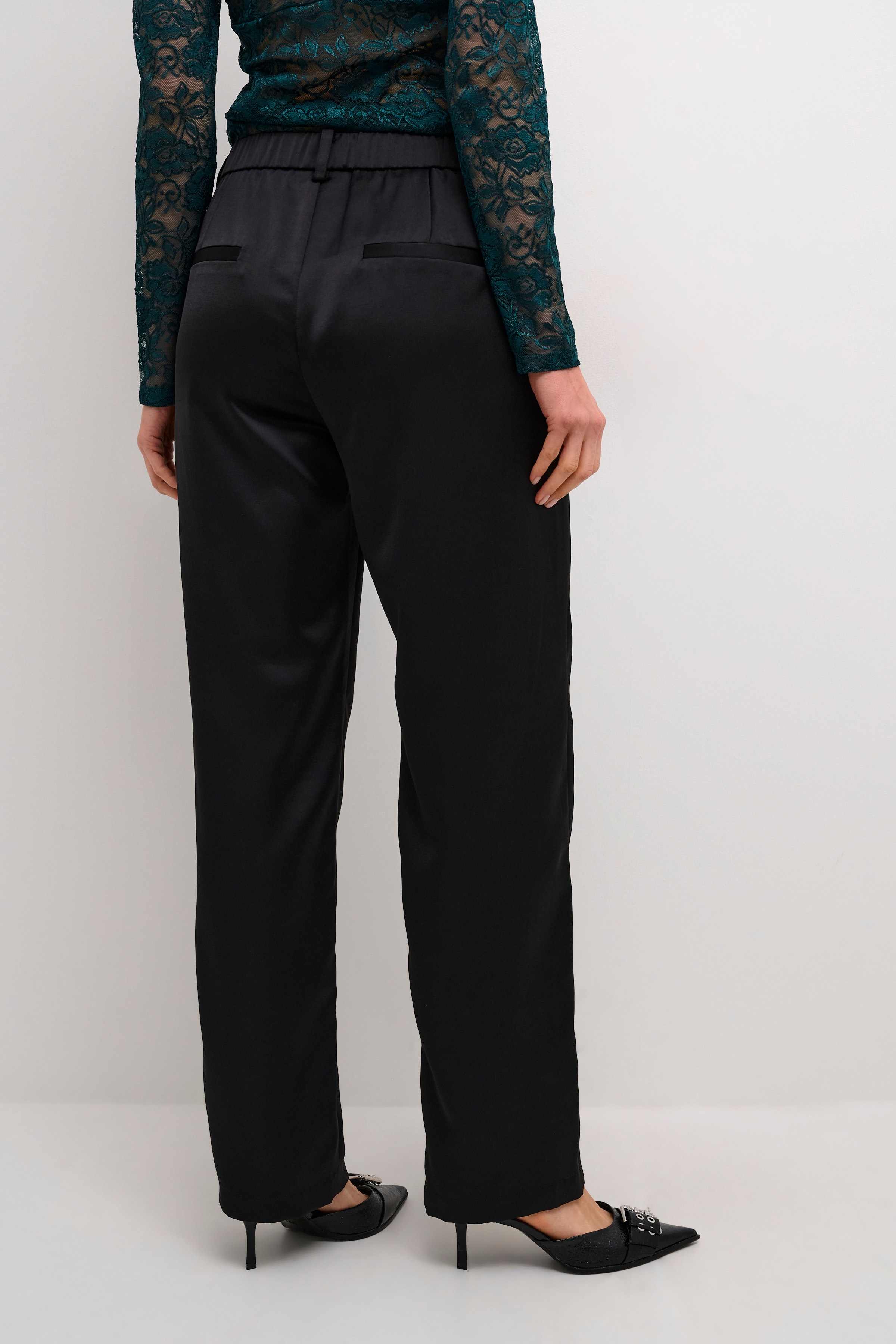 CRCocamia Trousers LOOKBOOK BACK 10612012-100120