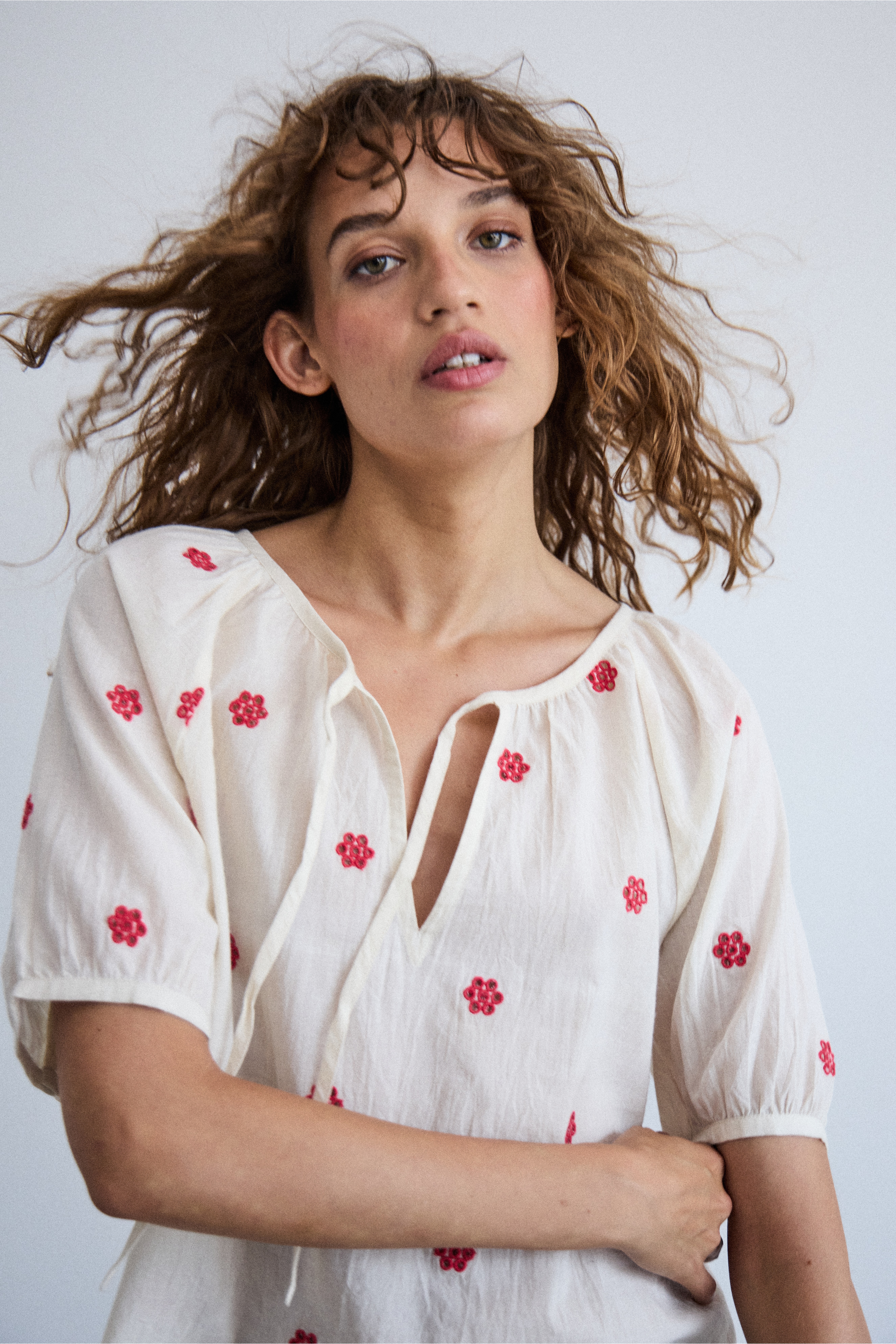 Kortermet bluse LOCATION NONE 20122831-124301