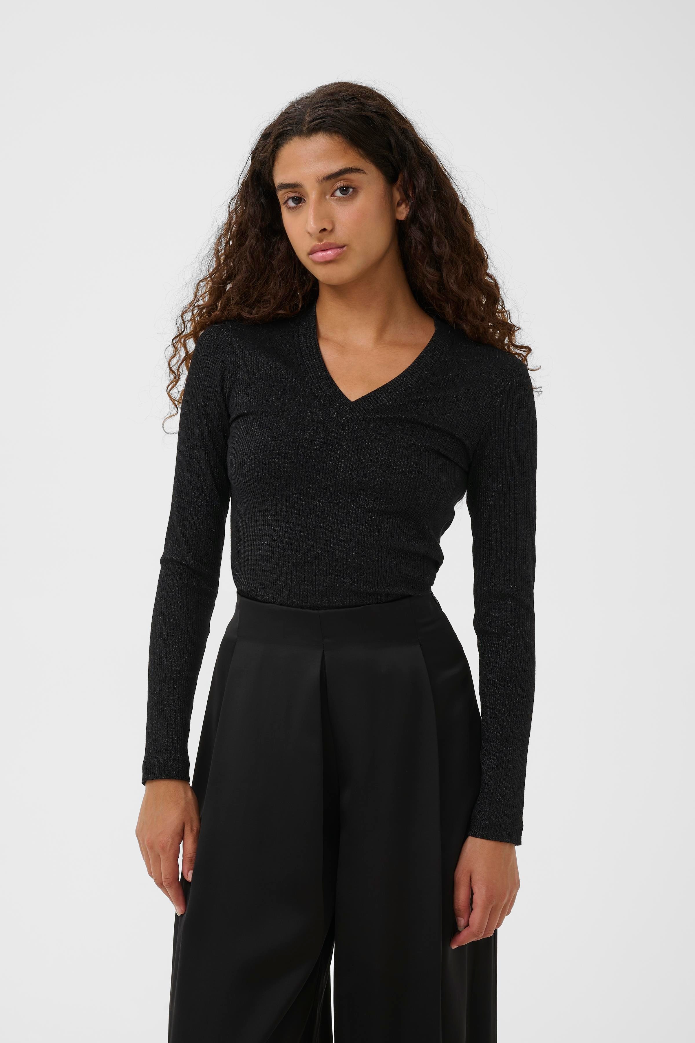 DagnaIW Glitze T-shirt LOOKBOOK FRONT 30111094-304458