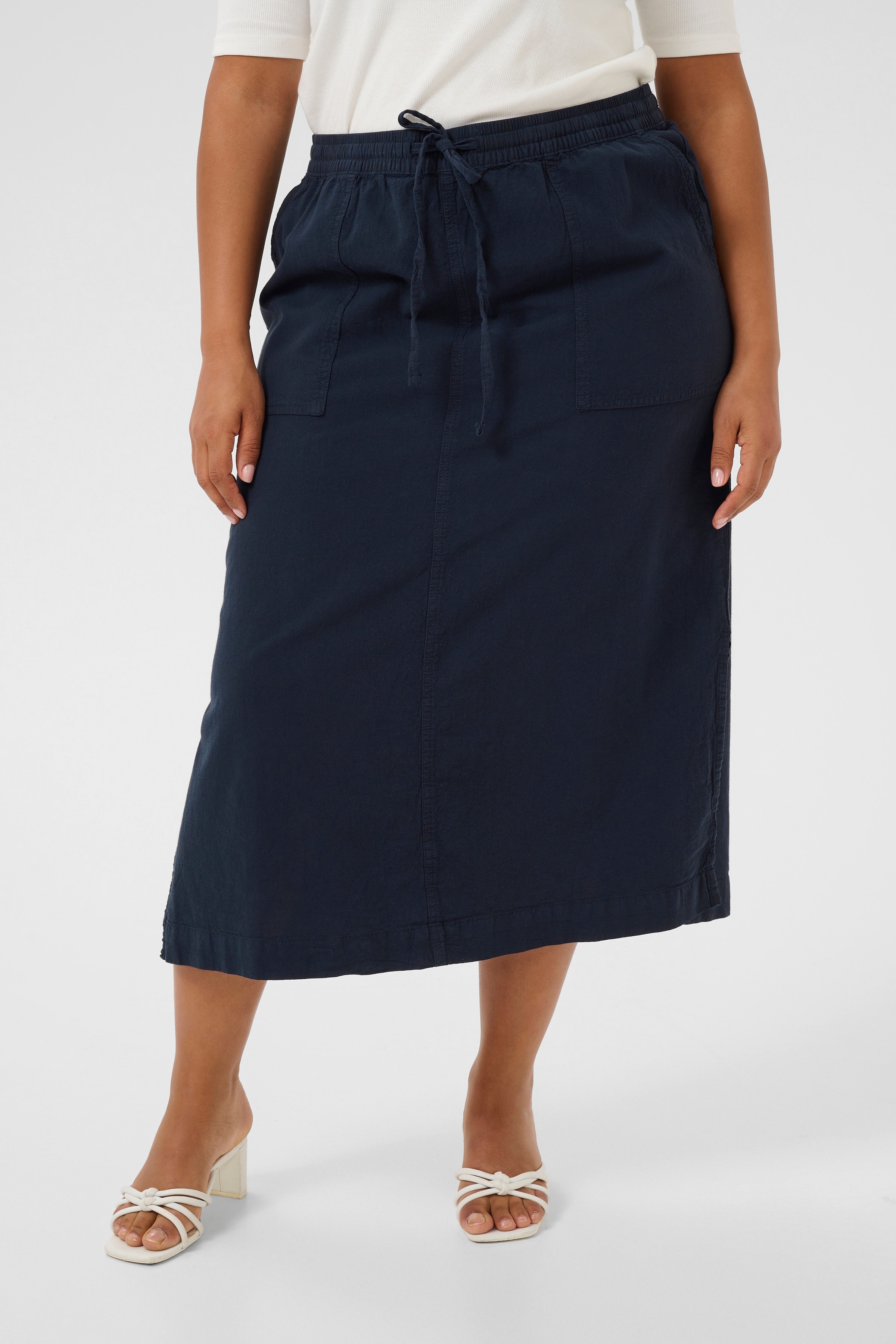 KCnana Jupe LOOKBOOK FRONT 10582896-194020