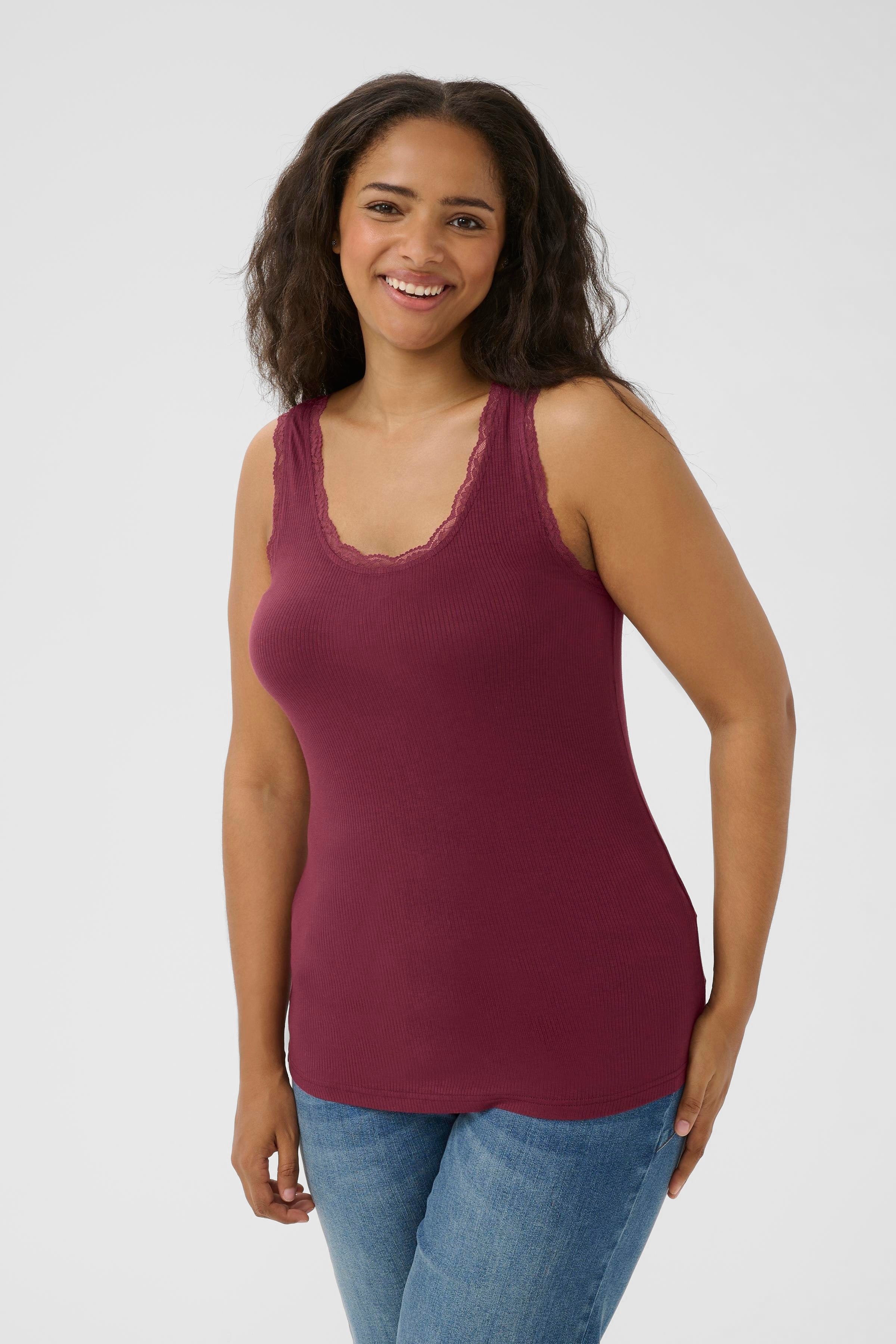 KComia T-shirt LOOKBOOK FRONT 10583468-191528