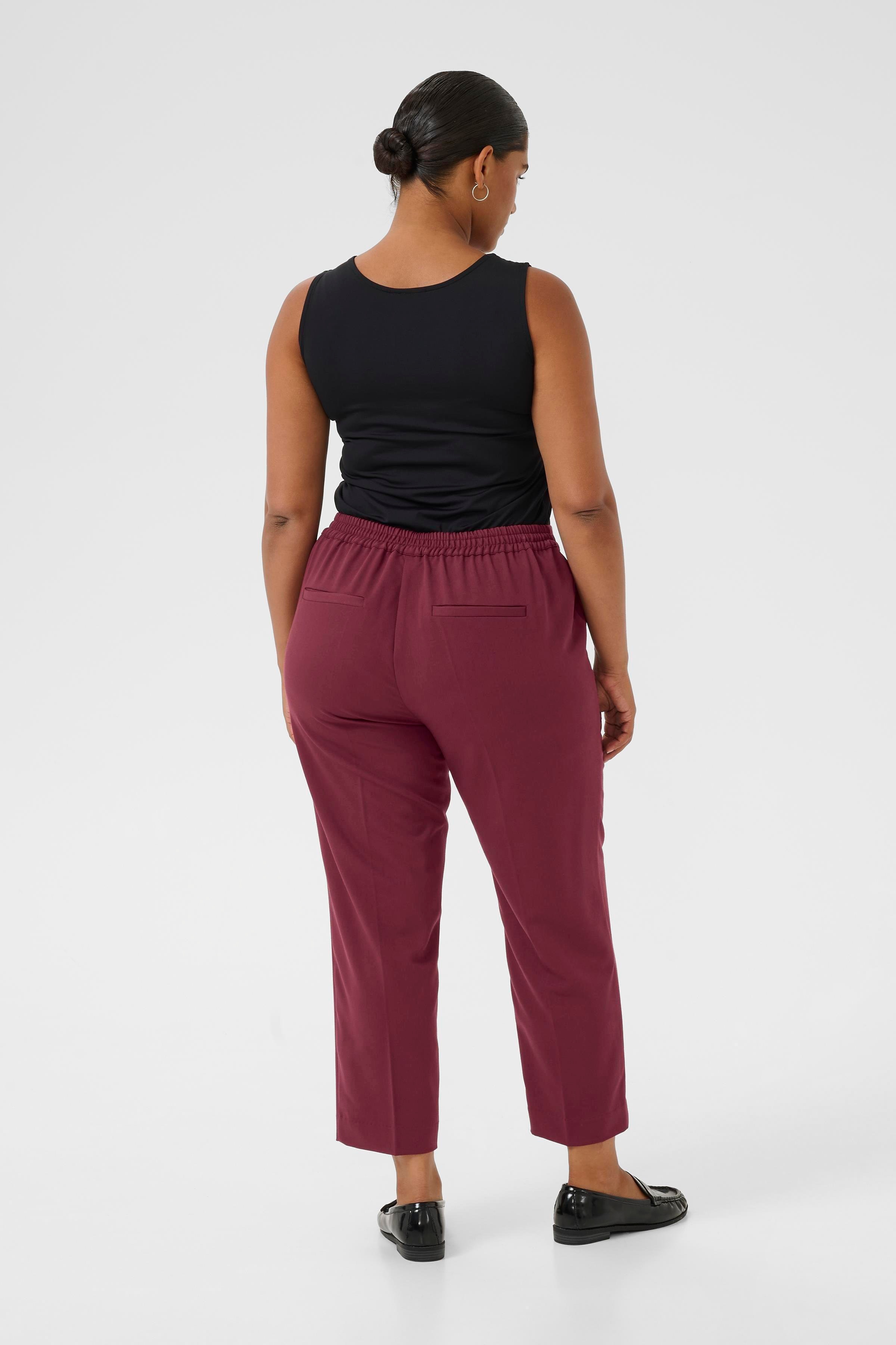 KCsakira Cropped Hose LOOKBOOK BACK 10580650-191528