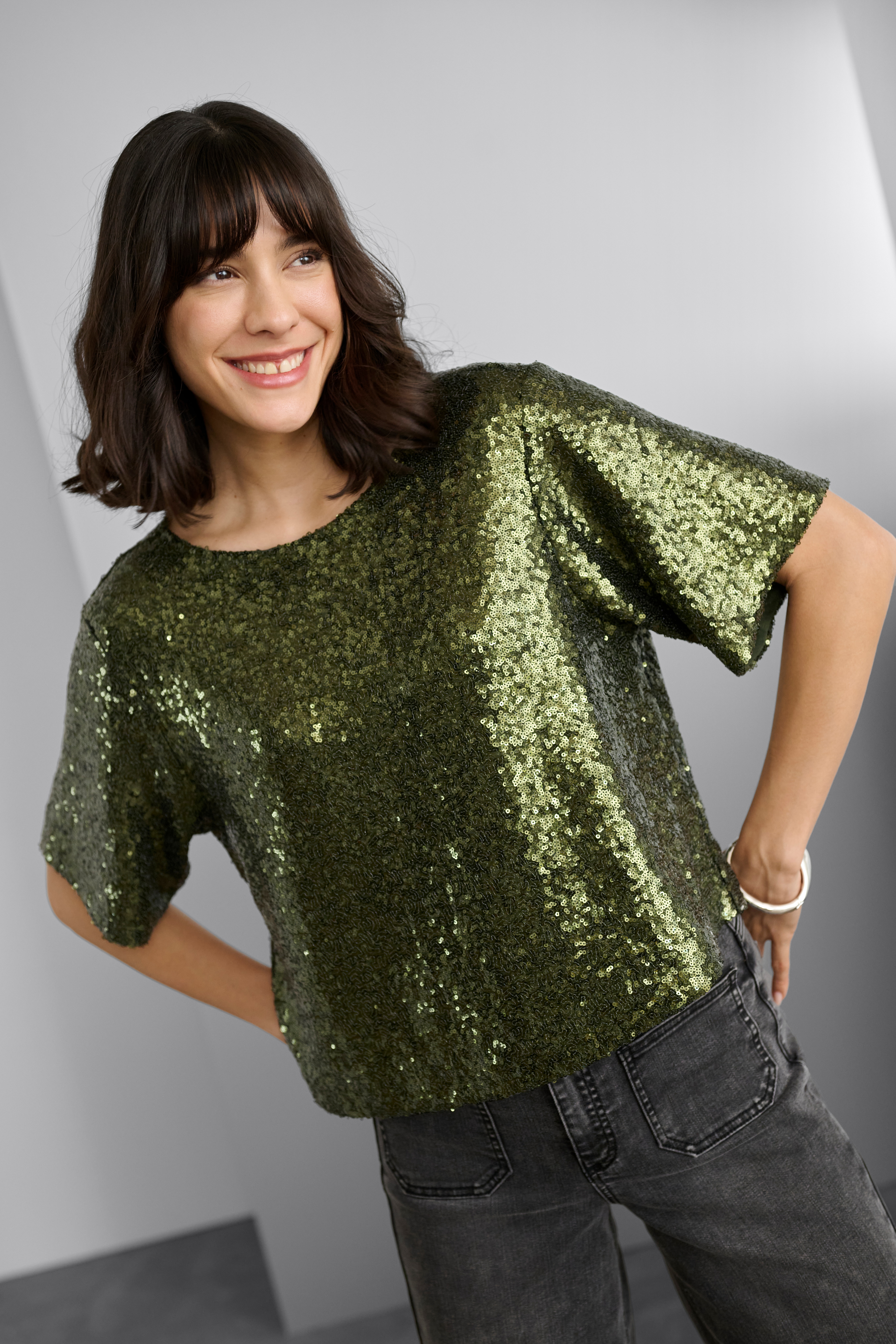 KAmiranda Blouse LOCATION NONE 10510898-190512