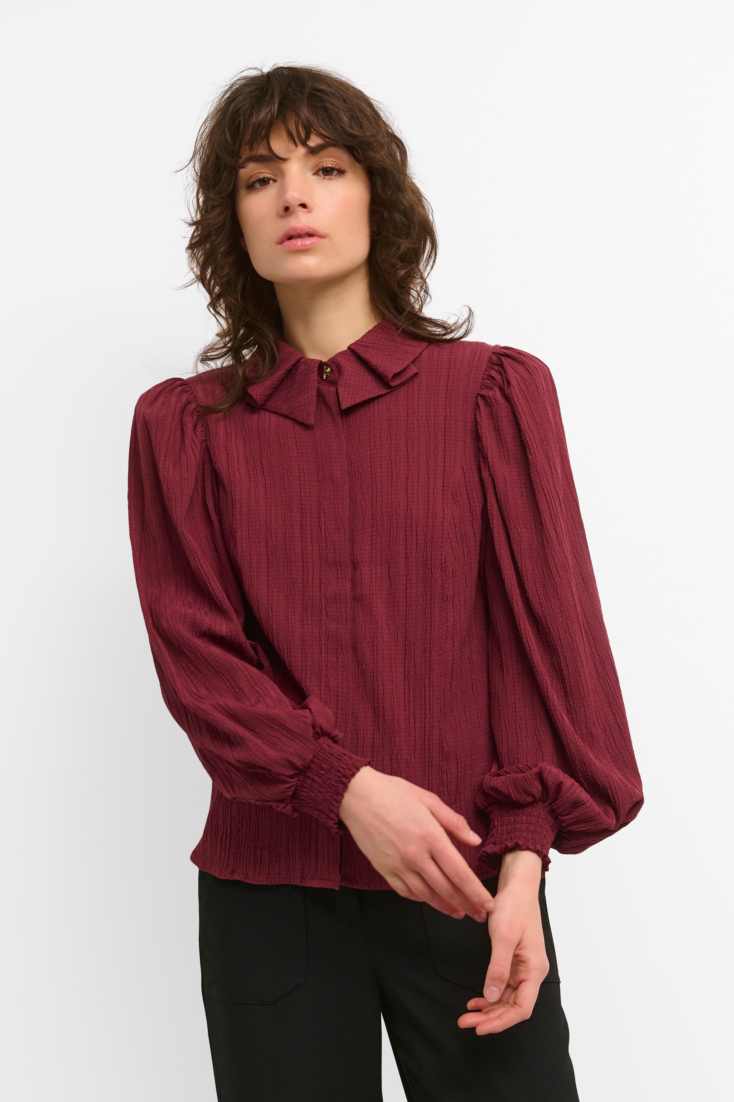 FrostyKB Shirt LOOKBOOK FRONT 10104236-191725