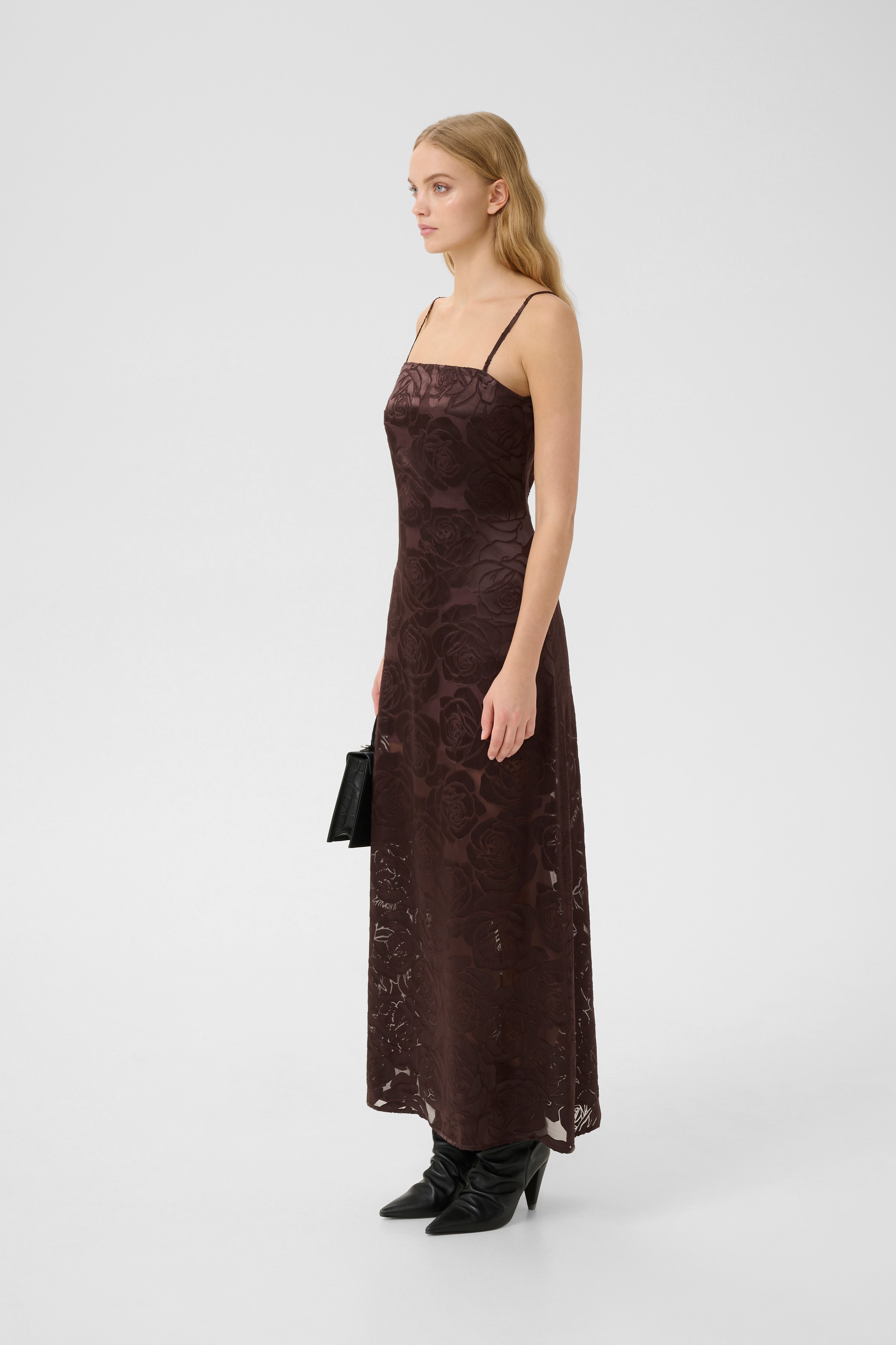 GZanuk Dress LOOKBOOK FRONT 10910642-191106