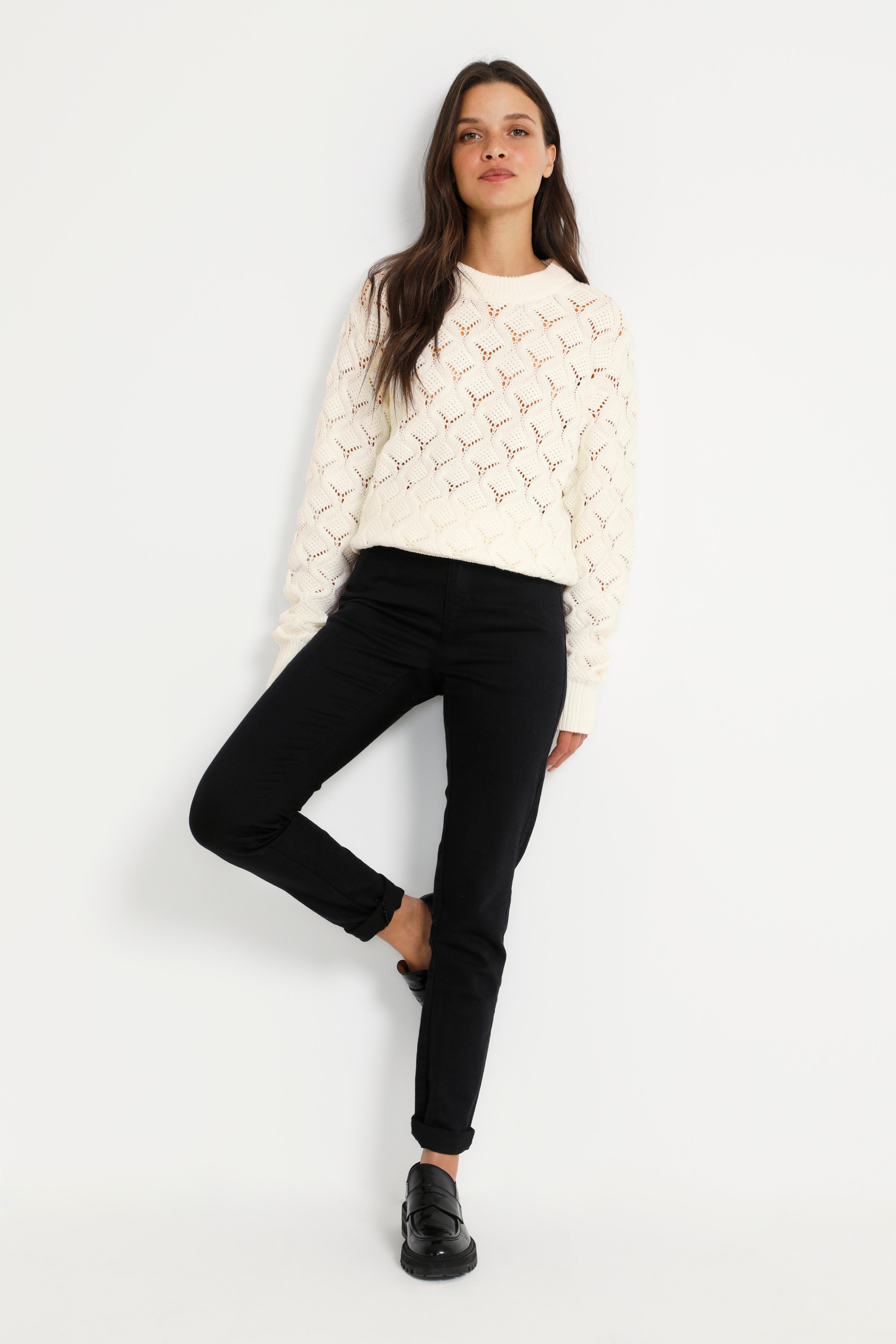 KAkaren Pullover LOOKBOOK FRONT 10506631-110602