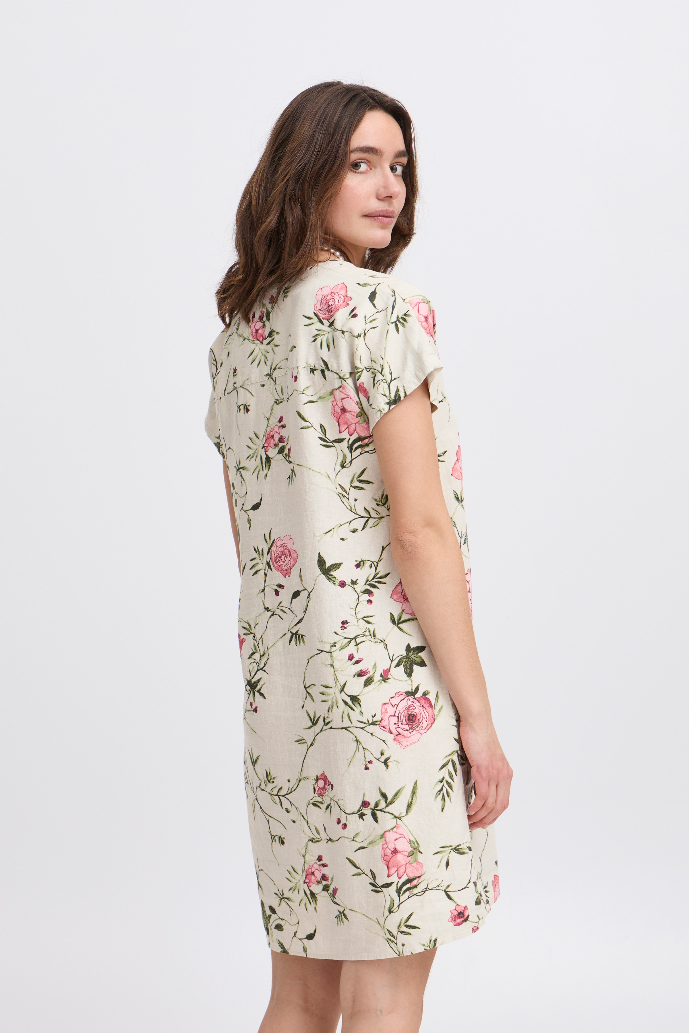 BYFALAKKA Kjole LOOKBOOK BACK 20811336-204793