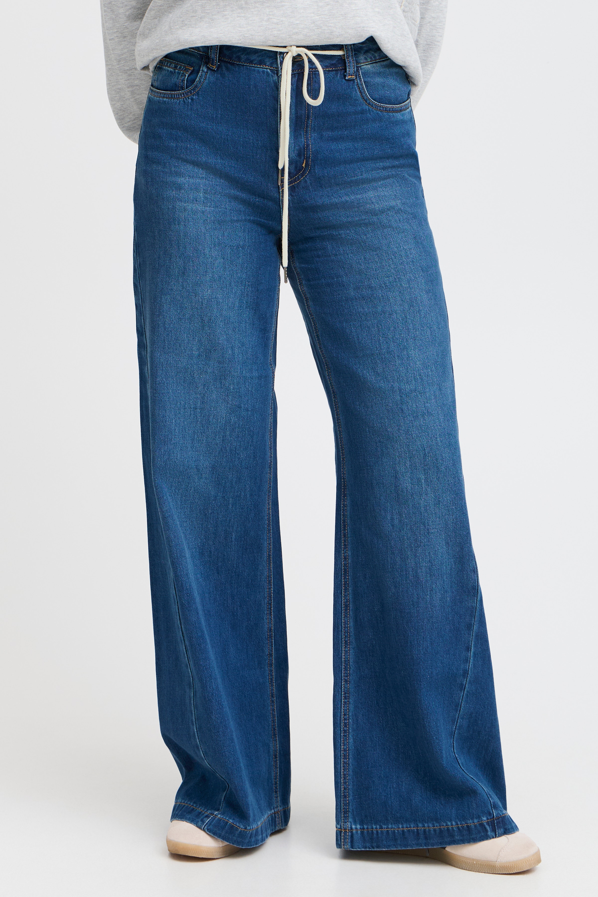 PZINGRID HW Jeans Wide Leg LOOKBOOK FRONT 50208612-200005