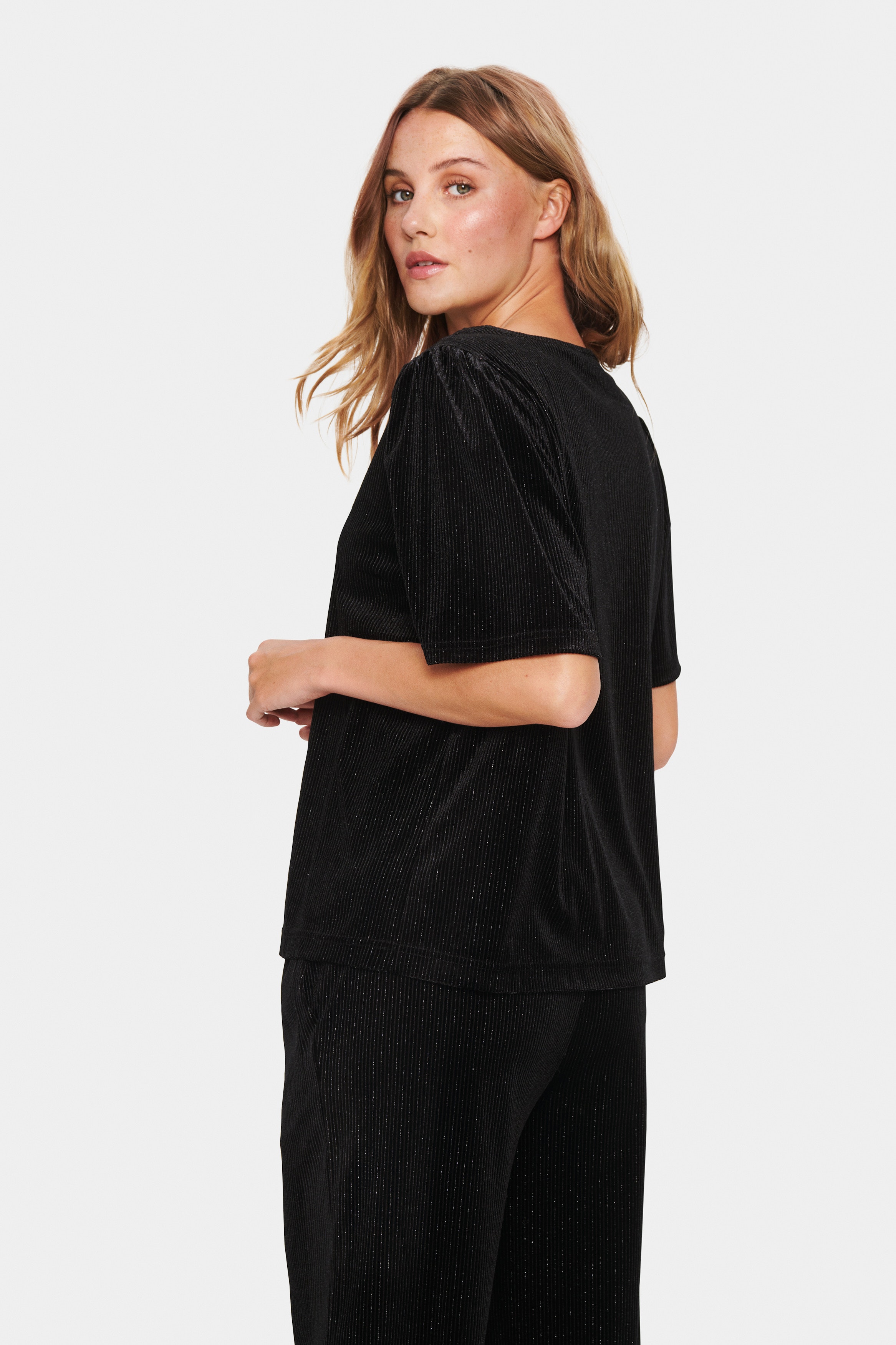 RachelSZ Blouse LOOKBOOK BACK 30512249-193911