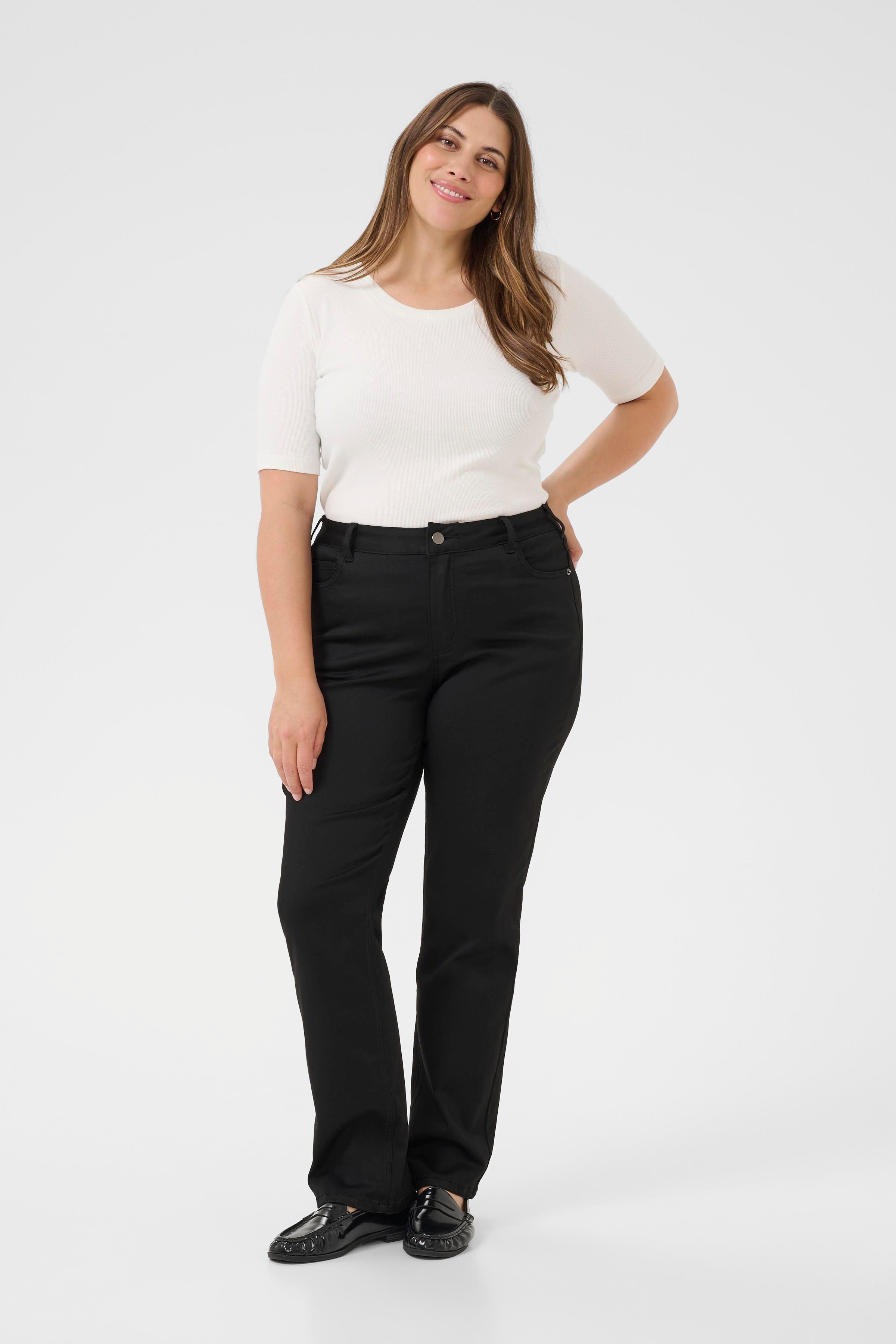 KCdina Jeans LOOKBOOK FRONT 10583714-100121