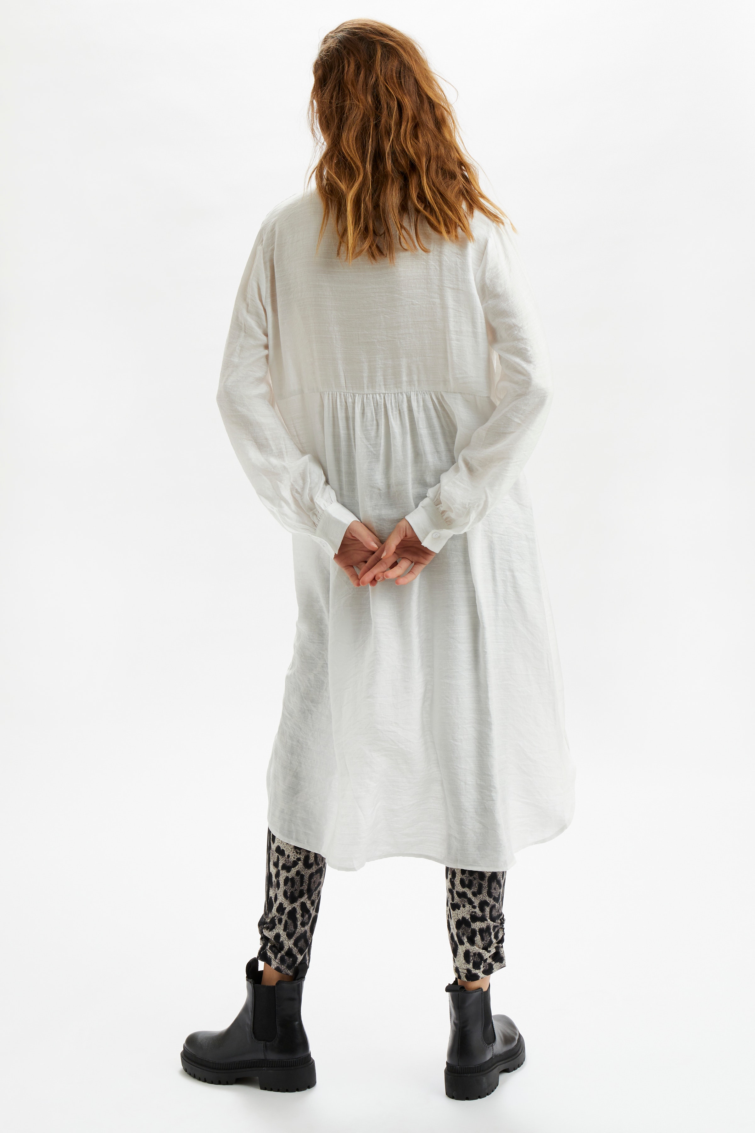 Langermet skjorte LOOKBOOK BACK 10650607-110602