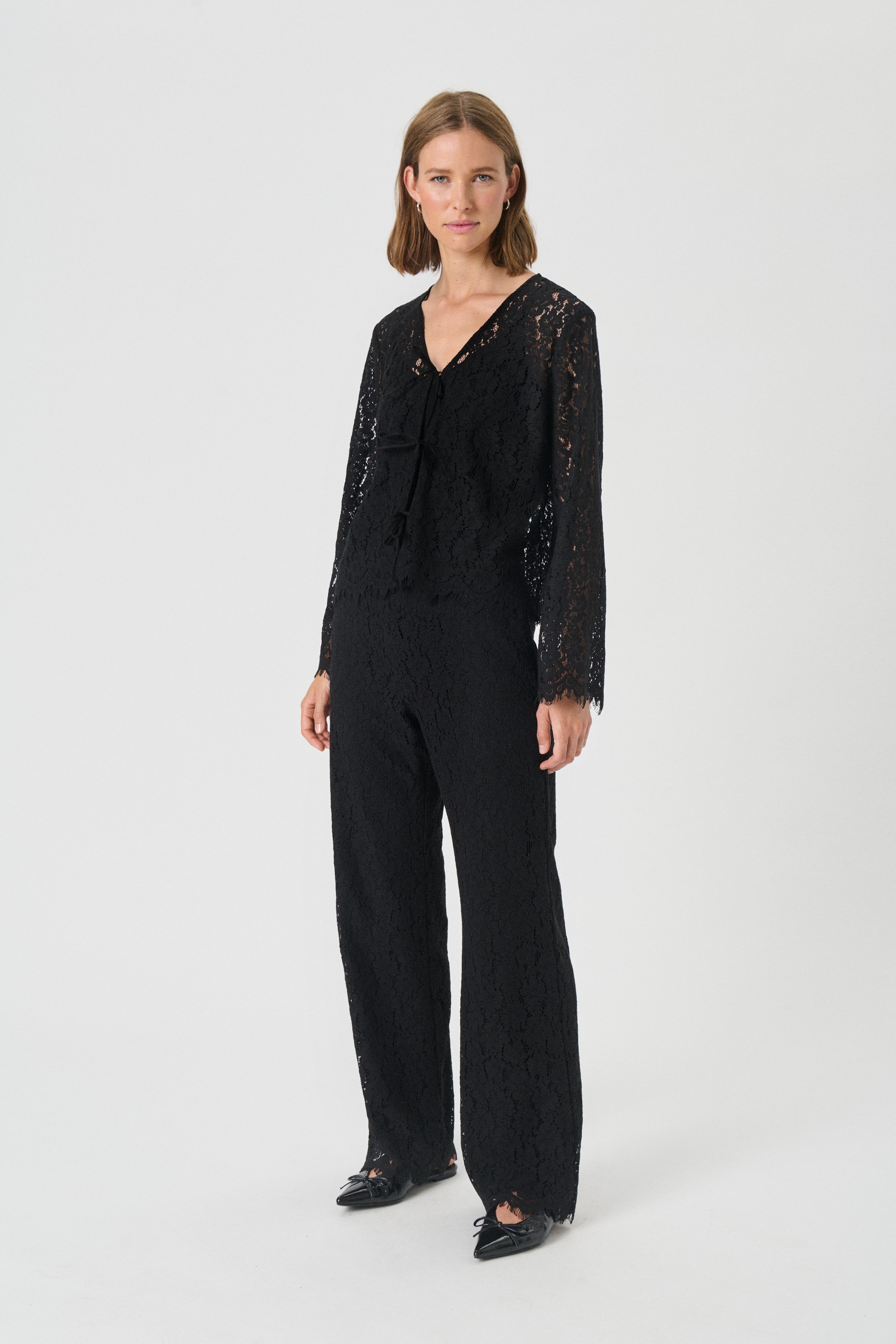 VickiePW Blouse LOOKBOOK FRONT 30310157-194008