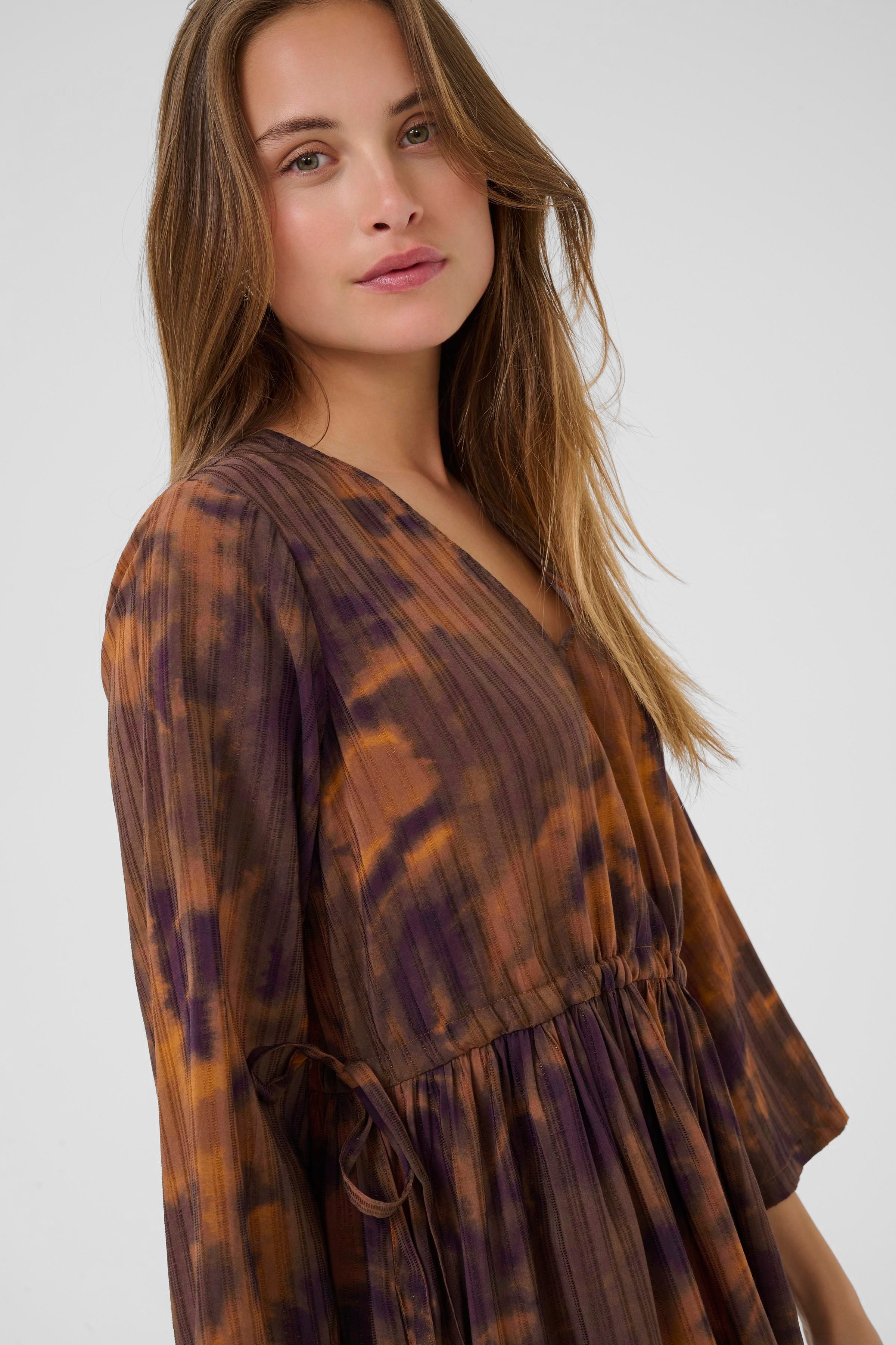 CUjustine Kjole LOOKBOOK FRONT 50112224-108440