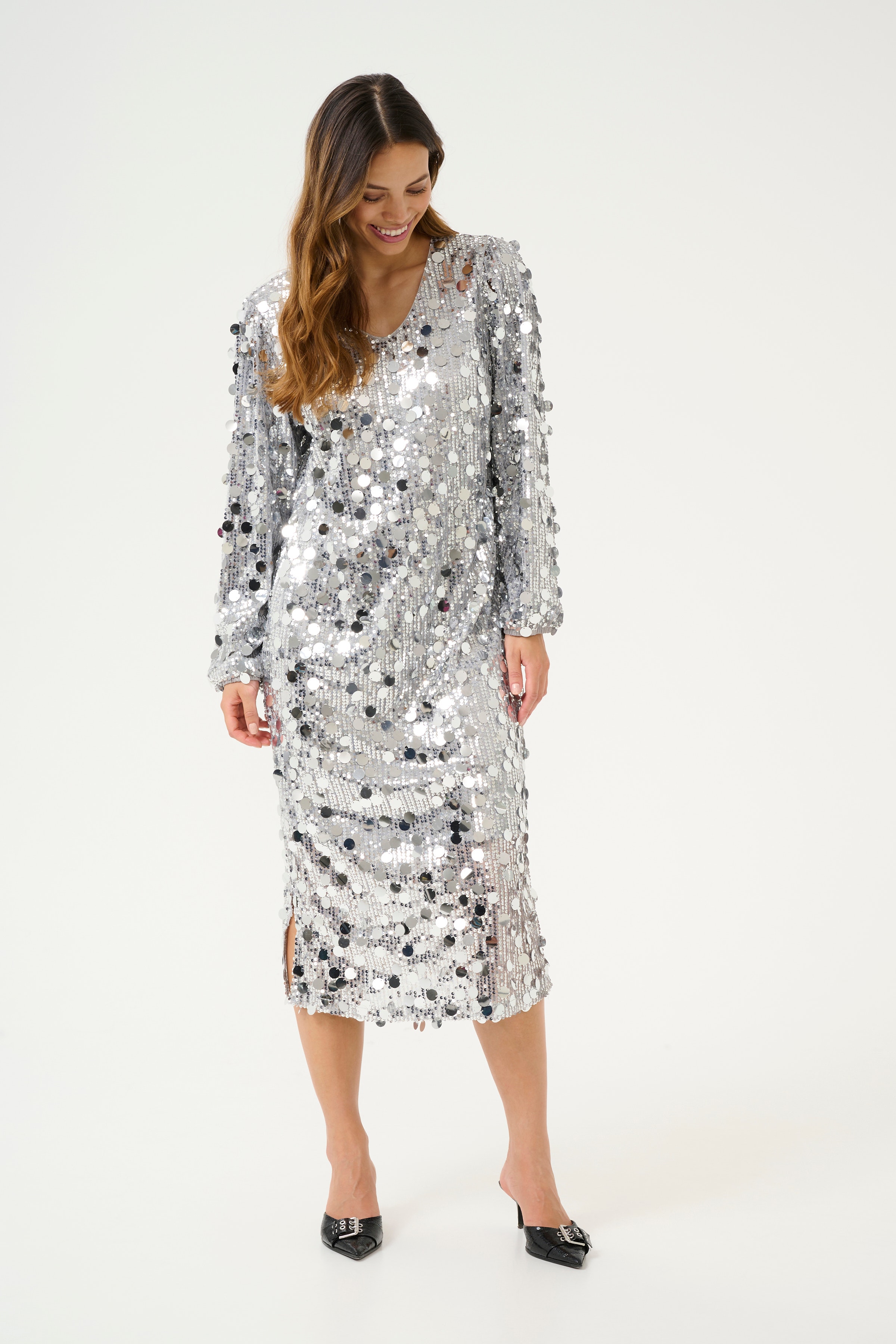 CRShine Sequin dress LOOKBOOK FRONT 10612981-106679