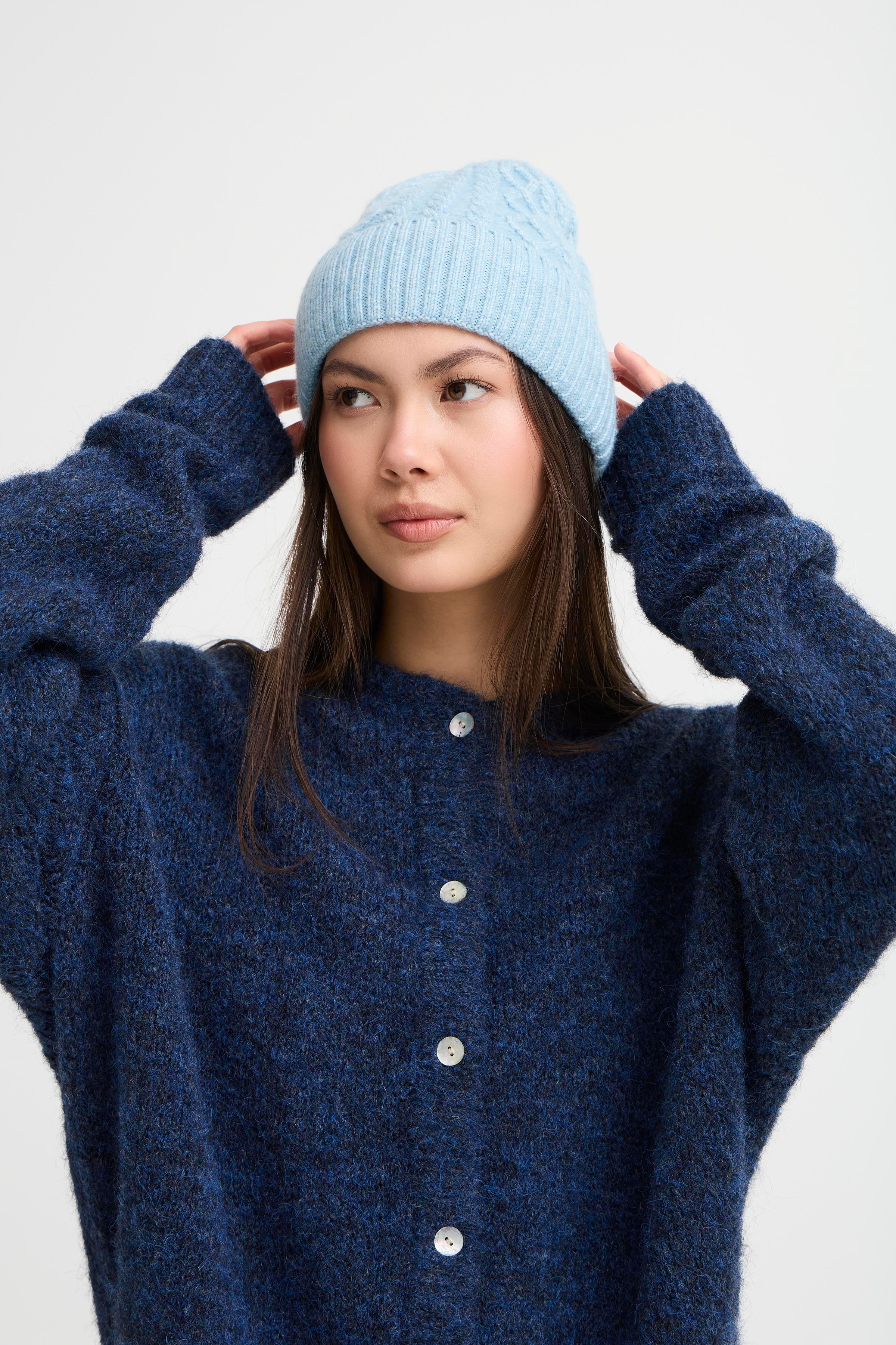 IALUCY Hatt LOOKBOOK FRONT 20124379-1542251